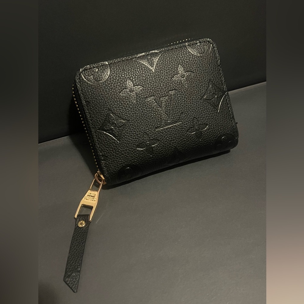 Louis Vuitton, empreinte,wallet, black,zippy coin purse. COA M60067